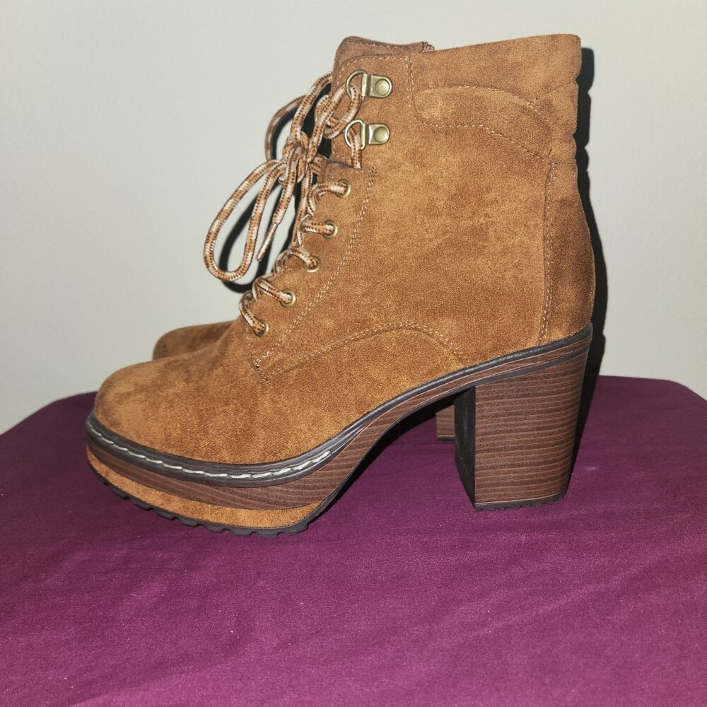 Brown Suede Lace up & Side Zip up Altar'd State Piper Heeled Boots size 9